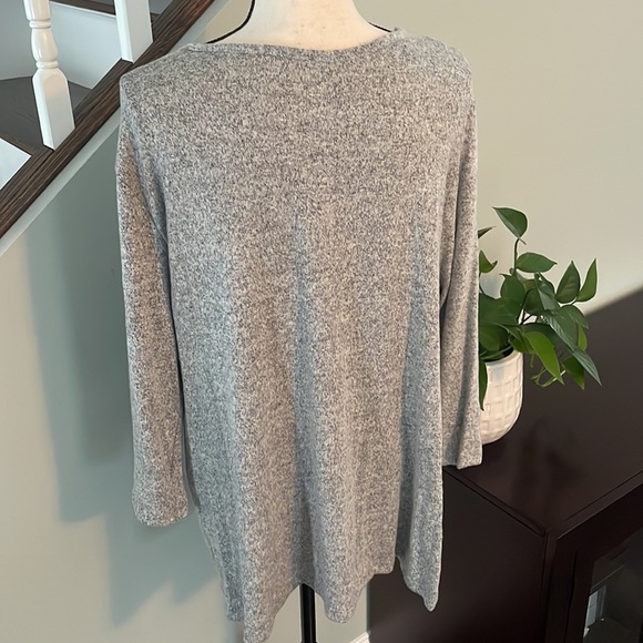 PINK CLOVER XXL SWEATER (stitch fix brand) - Picture 6 of 7